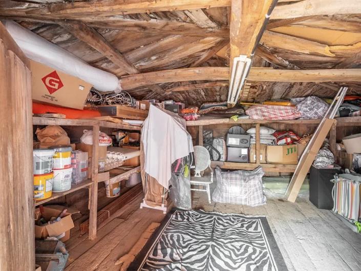 Image No.30-4 Bed Village House for sale