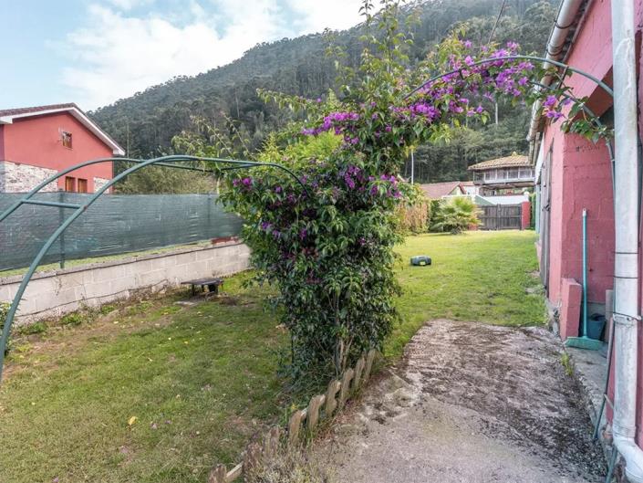 Image No.38-4 Bed Village House for sale