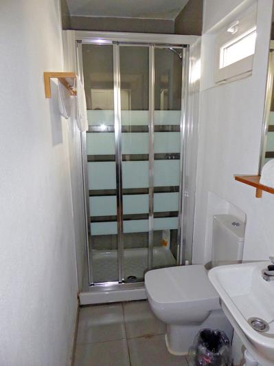 Image No.11-7 Bed Hotel for sale