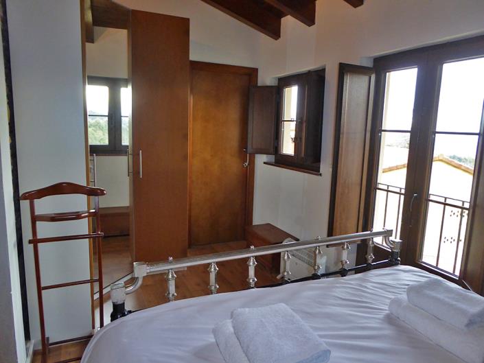 Image No.28-2 Bed Apartment for sale