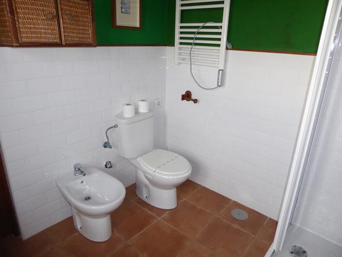 Image No.30-2 Bed Apartment for sale