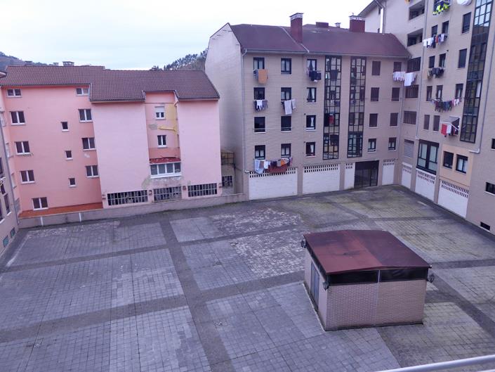 Image No.17-2 Bed Apartment for sale