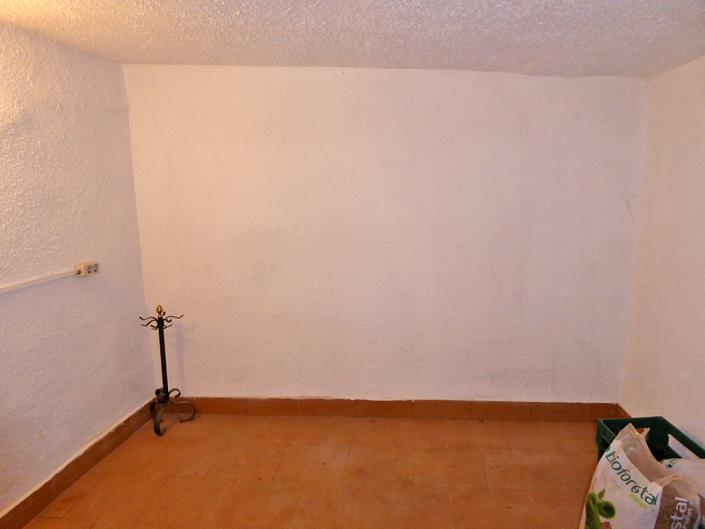 Image No.10-3 Bed Country House for sale