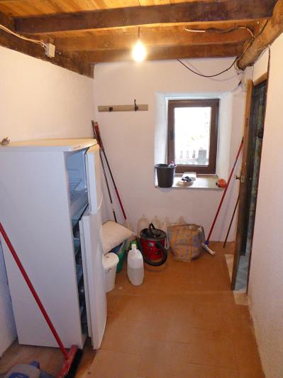 Image No.11-3 Bed Country House for sale