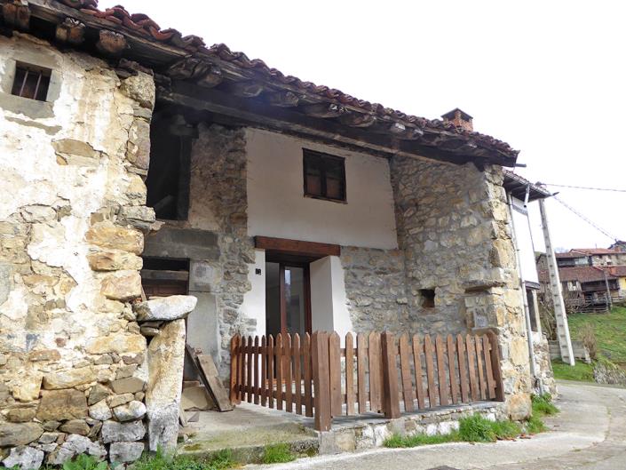 Image No.27-3 Bed Country House for sale