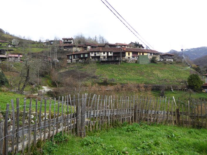 Image No.42-3 Bed Country House for sale