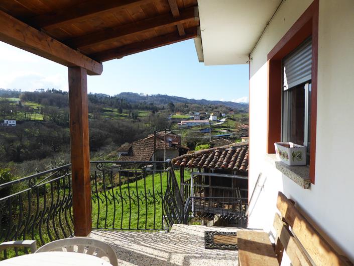 Image No.6-4 Bed Country Property for sale