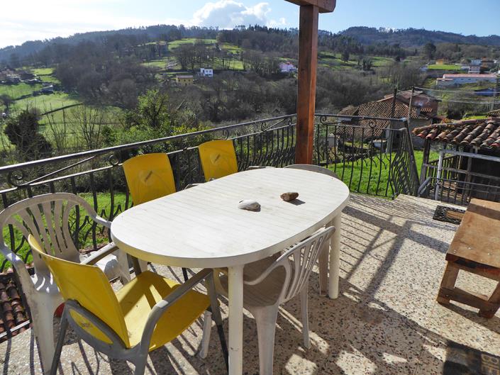 Image No.8-4 Bed Country Property for sale