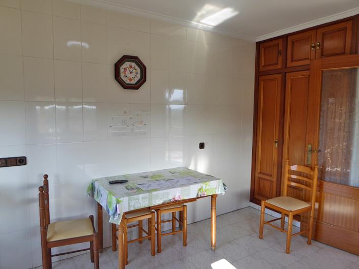 Image No.18-4 Bed Country Property for sale