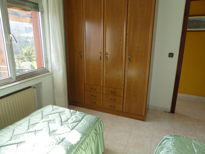 Image No.22-4 Bed Country Property for sale