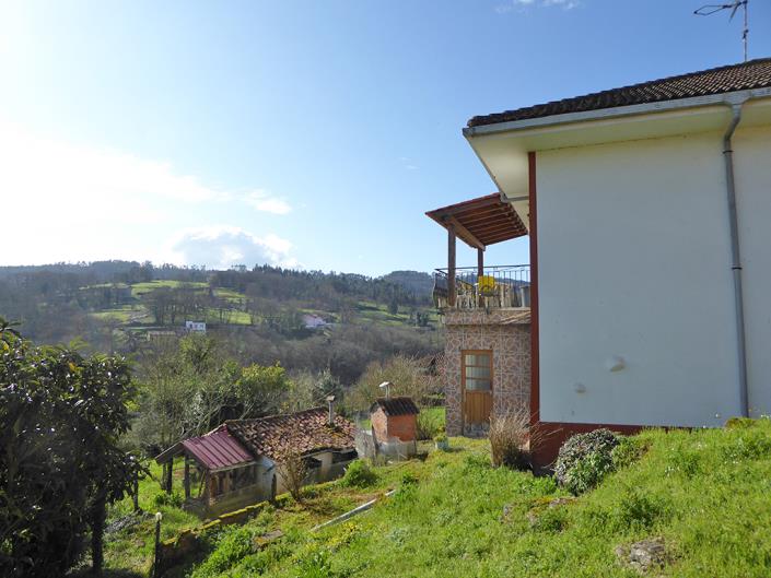 Image No.51-4 Bed Country Property for sale