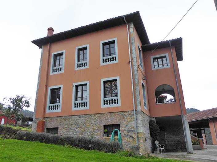 Image No.2-5 Bed Country House for sale