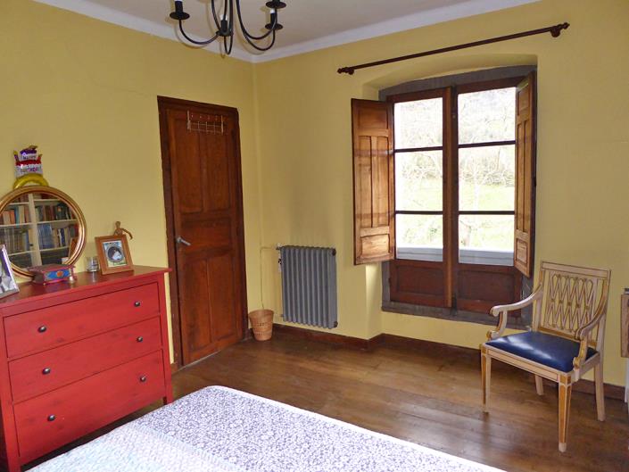 Image No.30-5 Bed Country House for sale