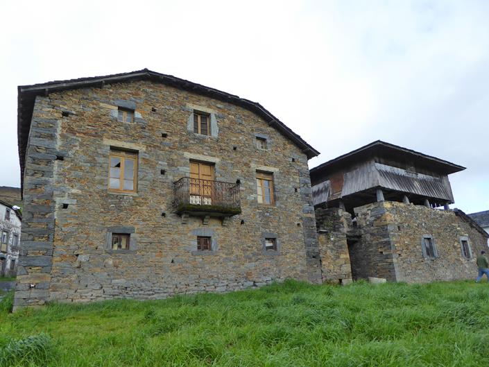 Image No.11-5 Bed Country Property for sale