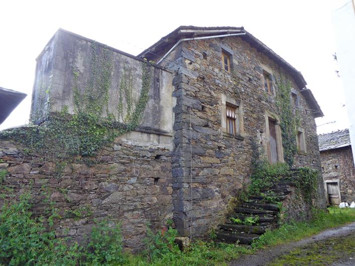 Image No.16-5 Bed Country Property for sale