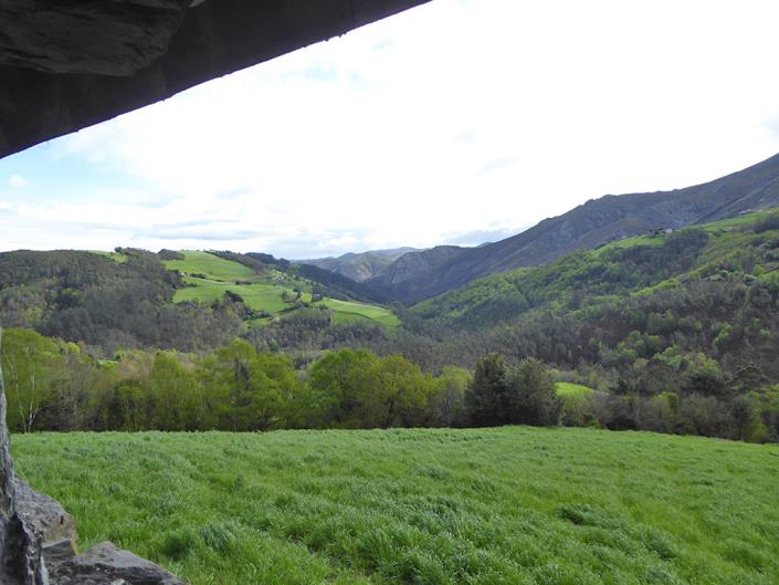 Image No.44-5 Bed Country Property for sale