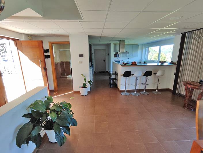 Image No.7-3 Bed Country Property for sale