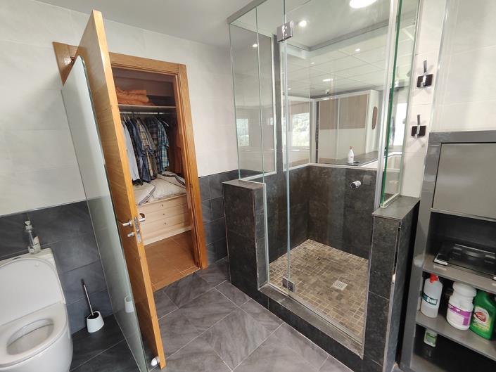 Image No.31-3 Bed Country Property for sale