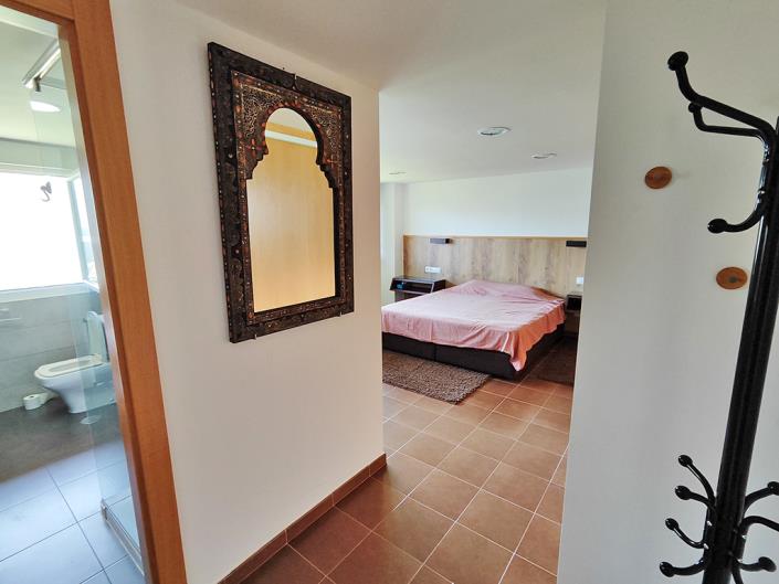 Image No.40-3 Bed Country Property for sale