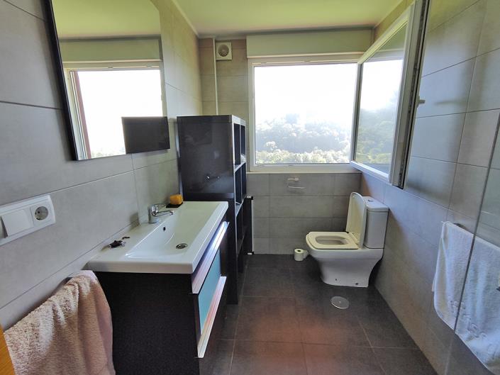 Image No.42-3 Bed Country Property for sale