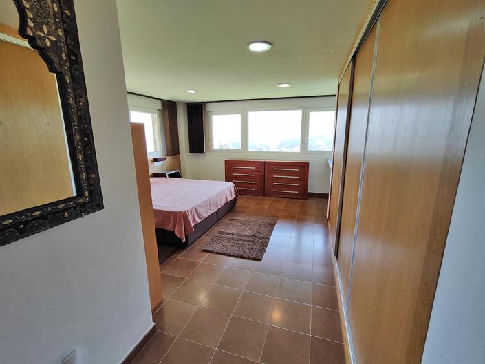 Image No.46-3 Bed Country Property for sale