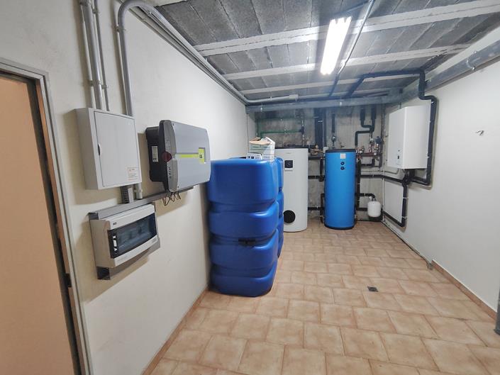 Image No.52-3 Bed Country Property for sale