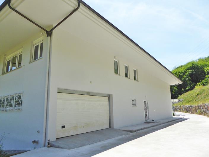 Image No.55-3 Bed Country Property for sale