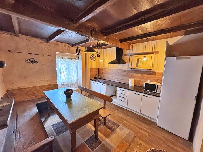 Image No.12-4 Bed Country Property for sale