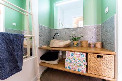 Bathroom_2