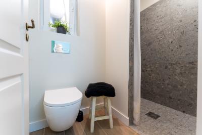 Bathroom_3