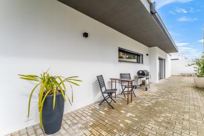 Outdoor-area_2