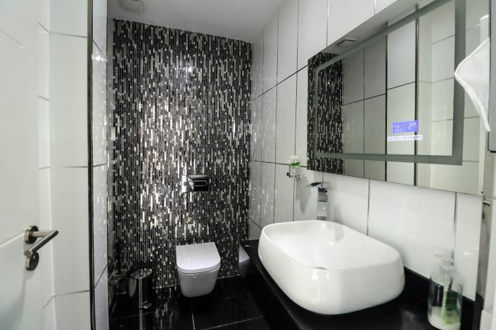 Image No.7-7 Bed Villa / Detached for sale