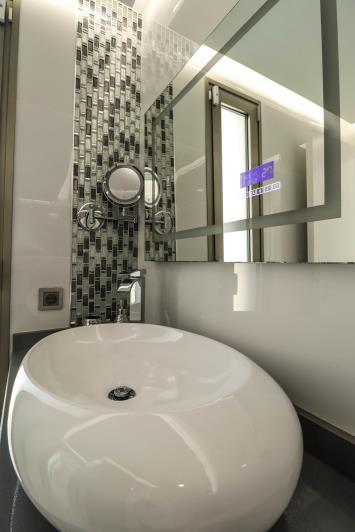 Image No.23-7 Bed Villa / Detached for sale