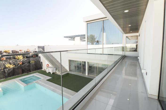 Image No.24-7 Bed Villa / Detached for sale