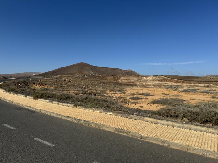 Image No.3-Terrain à vendre à Costa Teguise