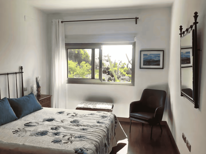 Image No.21-4 Bed Chalet for sale