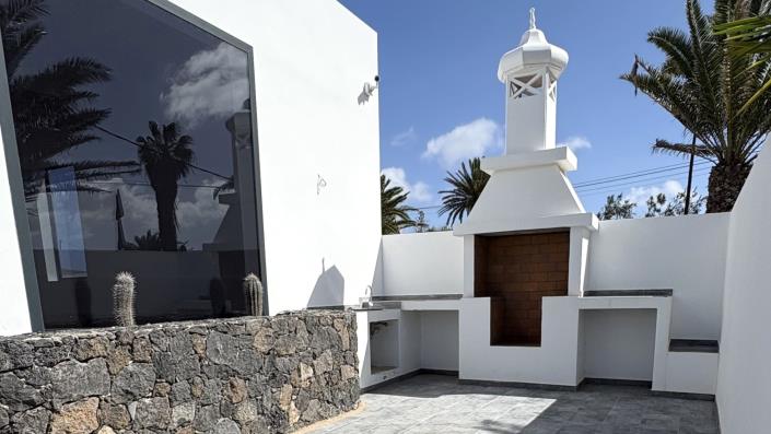 Image No.11-3 Bed Chalet for sale