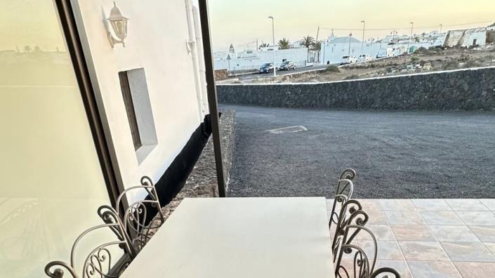 Image No.10-6 Bed Chalet for sale