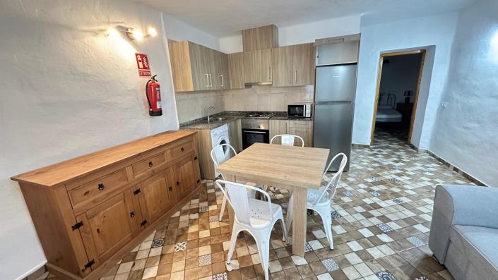 Image No.11-6 Bed Chalet for sale