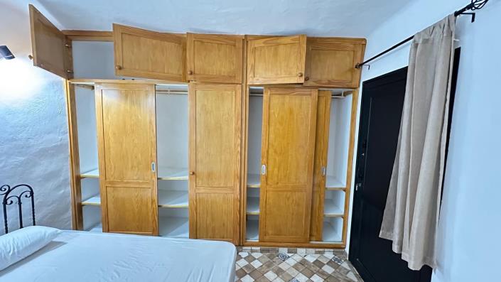 Image No.16-6 Bed Chalet for sale