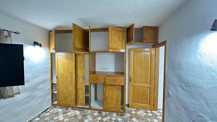 Image No.18-6 Bed Chalet for sale