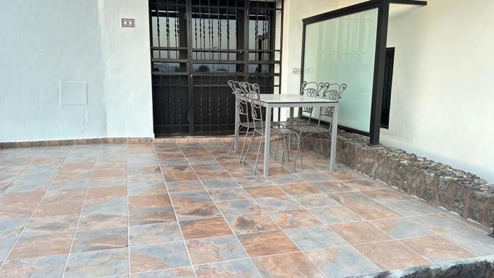 Image No.19-6 Bed Chalet for sale