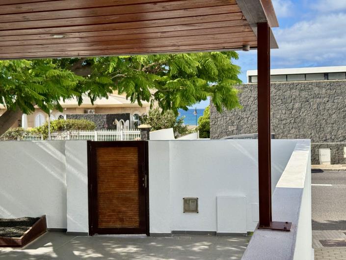 Image No.1-4 Bed Chalet for sale