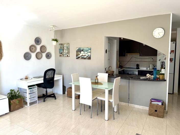 Image No.12-2 Bed Apartment for sale