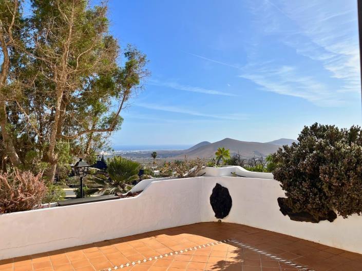 Image No.36-4 Bed Chalet for sale