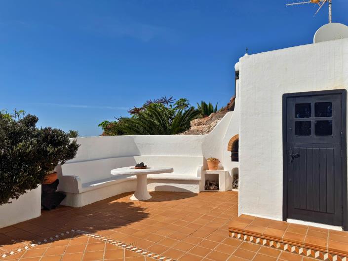 Image No.9-4 Bed Chalet for sale