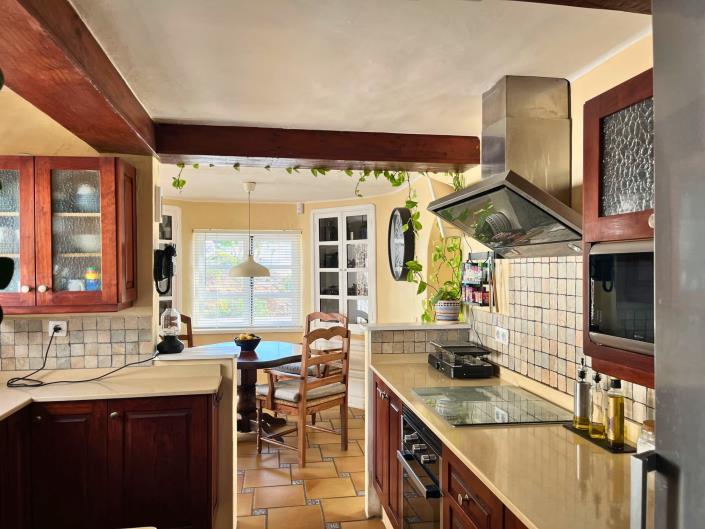 Image No.25-4 Bed Chalet for sale