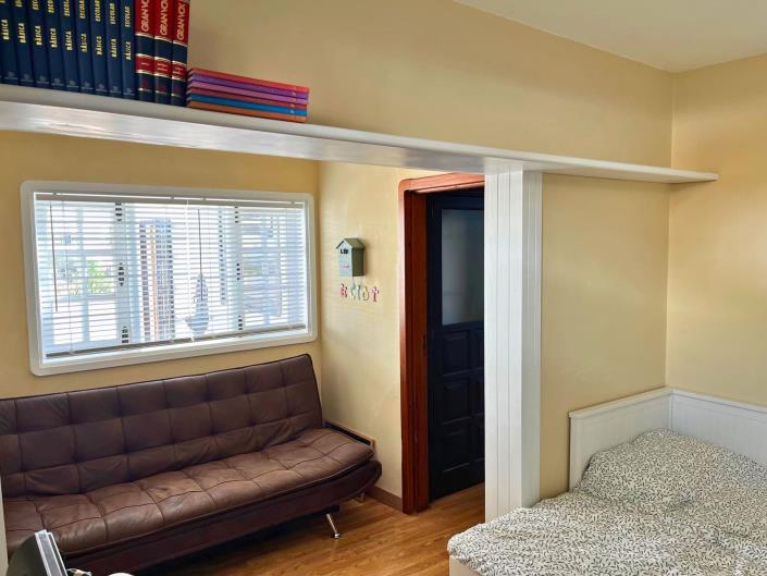 Image No.31-4 Bed Chalet for sale