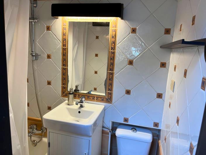 Image No.35-4 Bed Chalet for sale