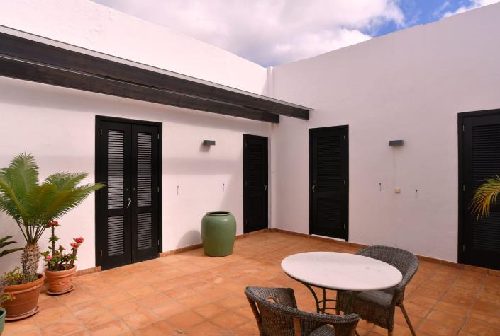 Image No.10-4 Bed House/Villa for sale